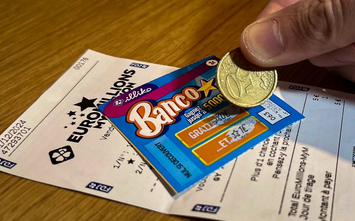No, a scratch-off lottery ticket is not a good gift idea for a child, warns the National Gaming Authority.