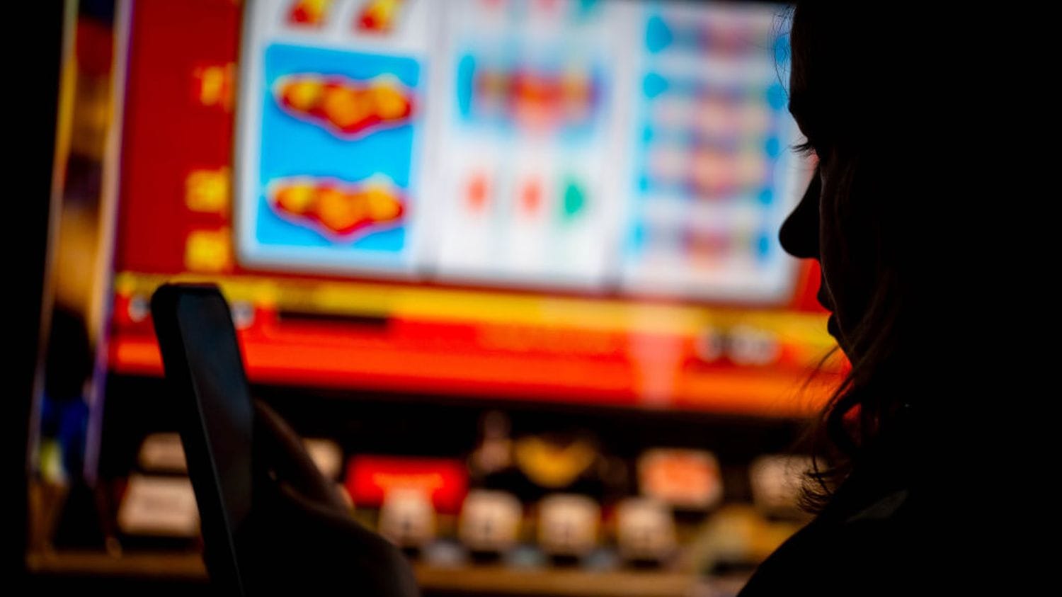 Why the government’s push to legalize online casinos is controversial.