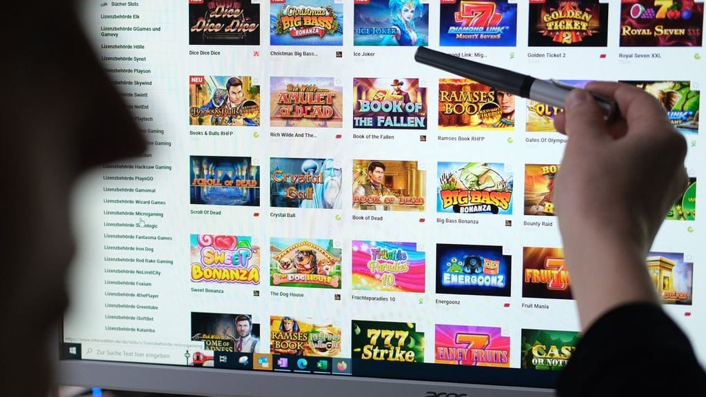 Gambling Authority Reports Fewer Online Gambling Charges